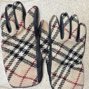 100% Authenic BURBERRY Plaid Wool and Leather Gloves